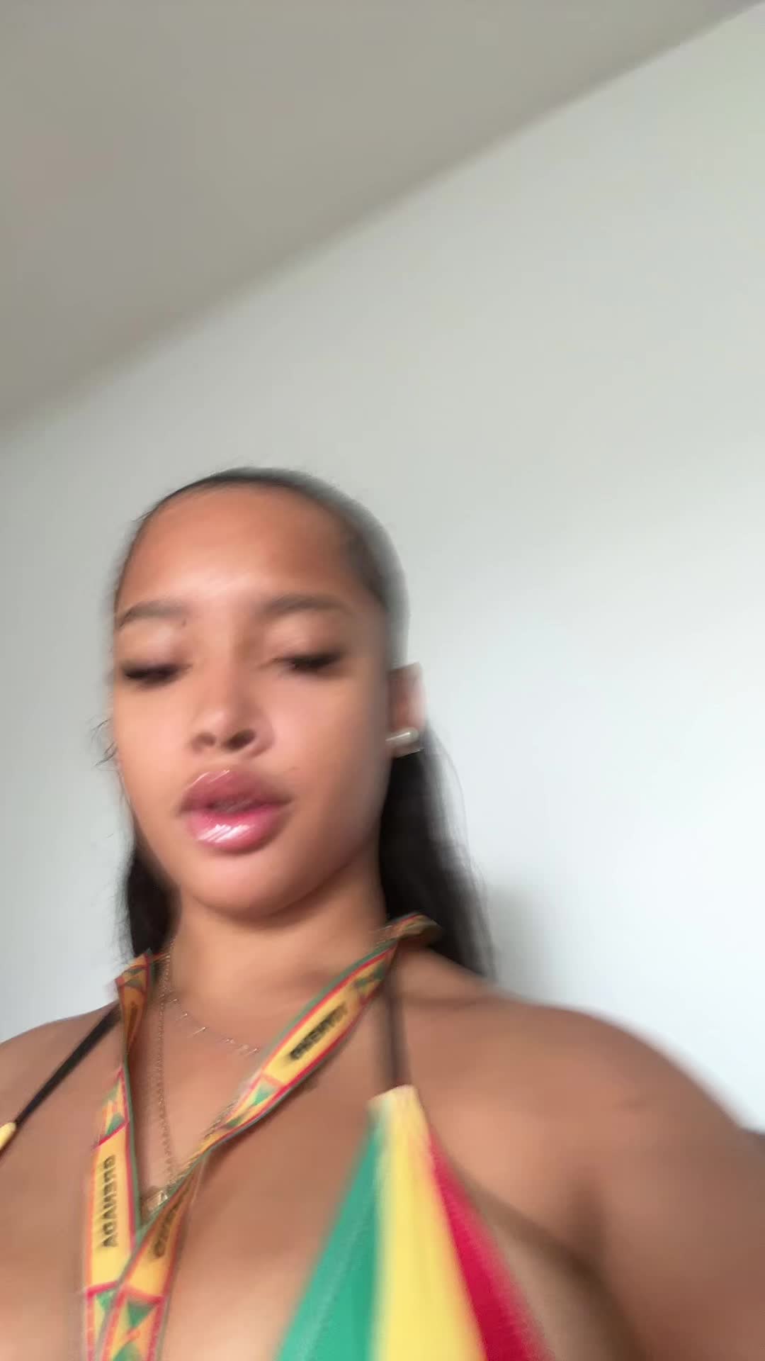 @AP’