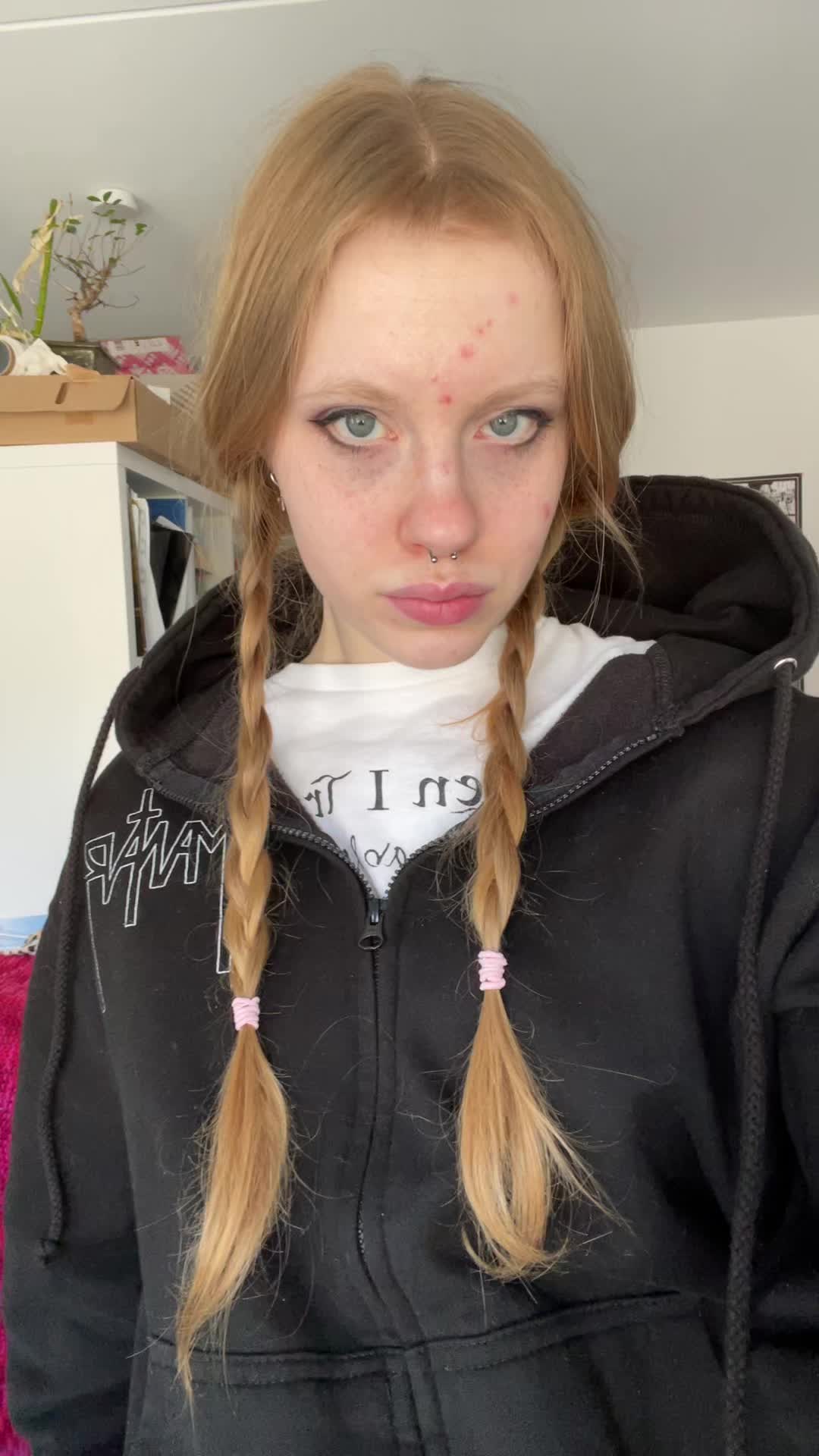 @Embla 🧟♀️
