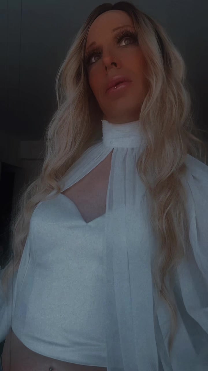 @𝒮𝑒𝓁𝒾𝓃𝒶