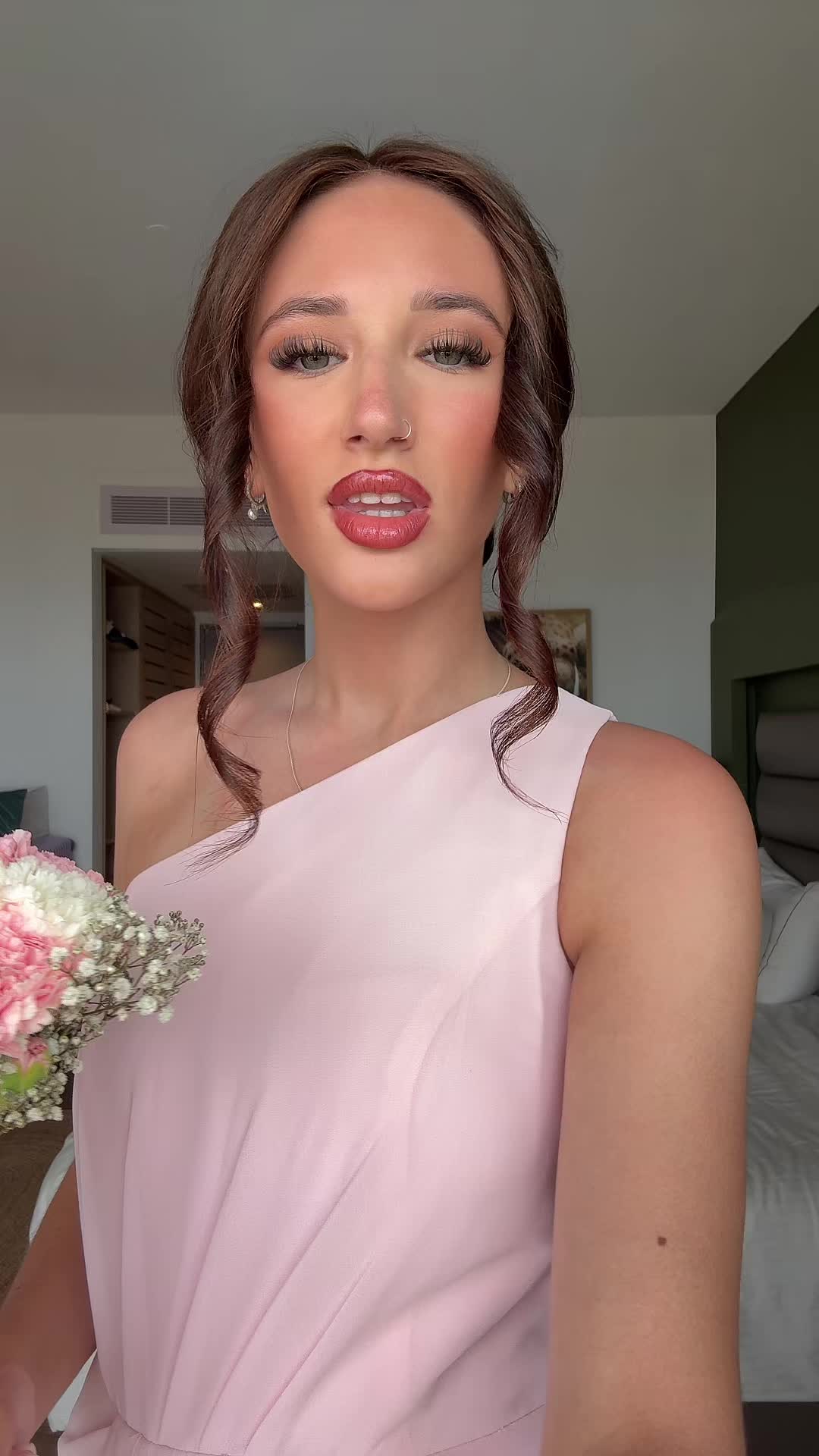 @hhollymcmillann