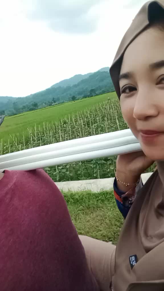 @de.naz25