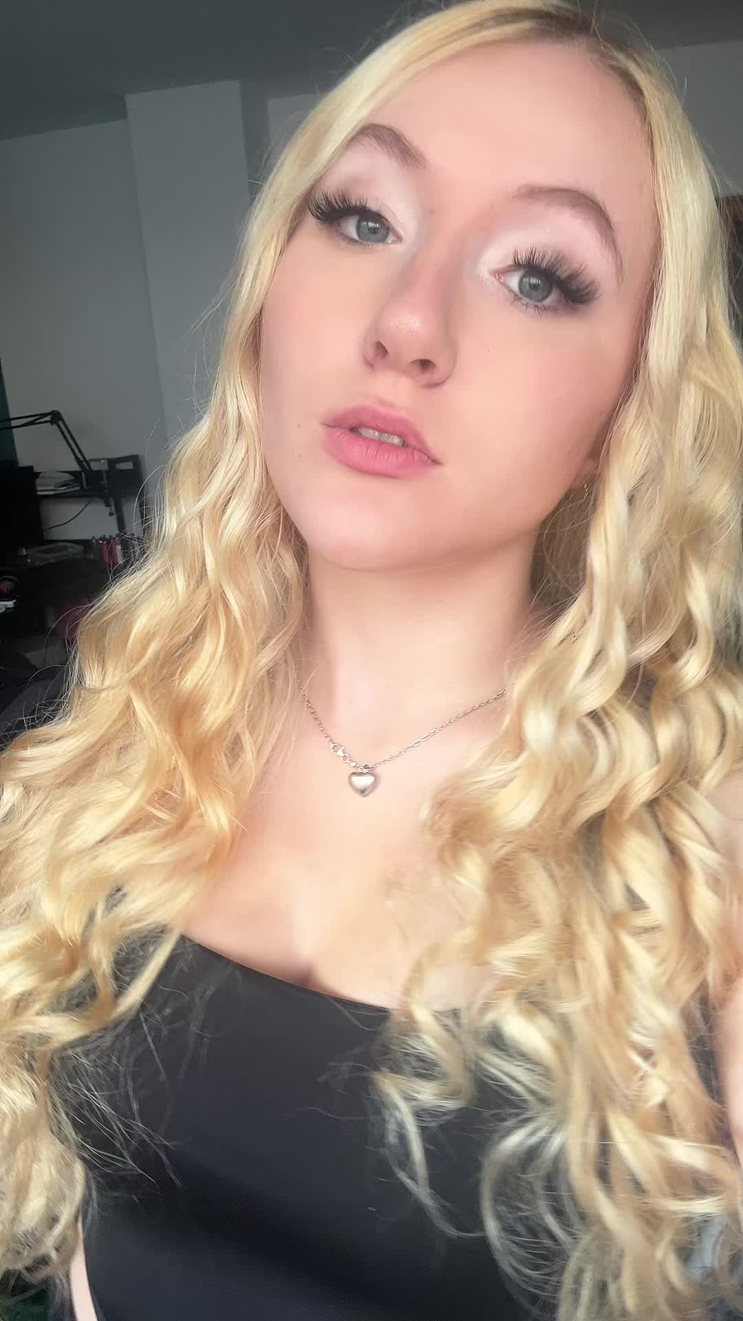 @Anna🏴🚩