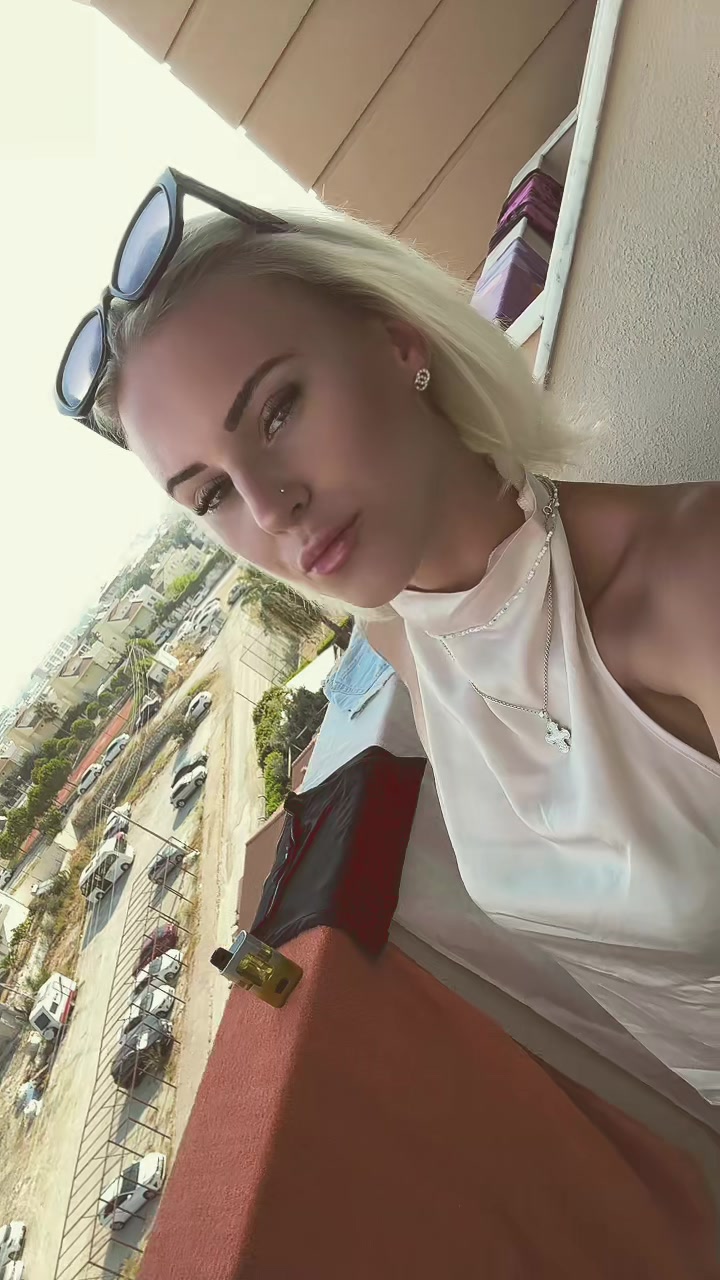 @𝑨𝒏𝒏𝒆 𝑳𝒂𝒓𝒔𝒆𝒏