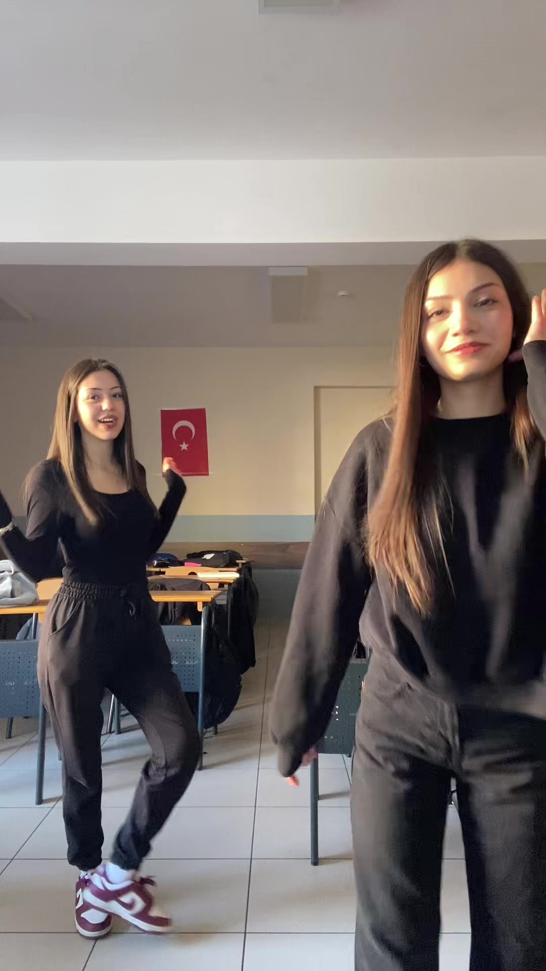 @10/E İs Calling🚨