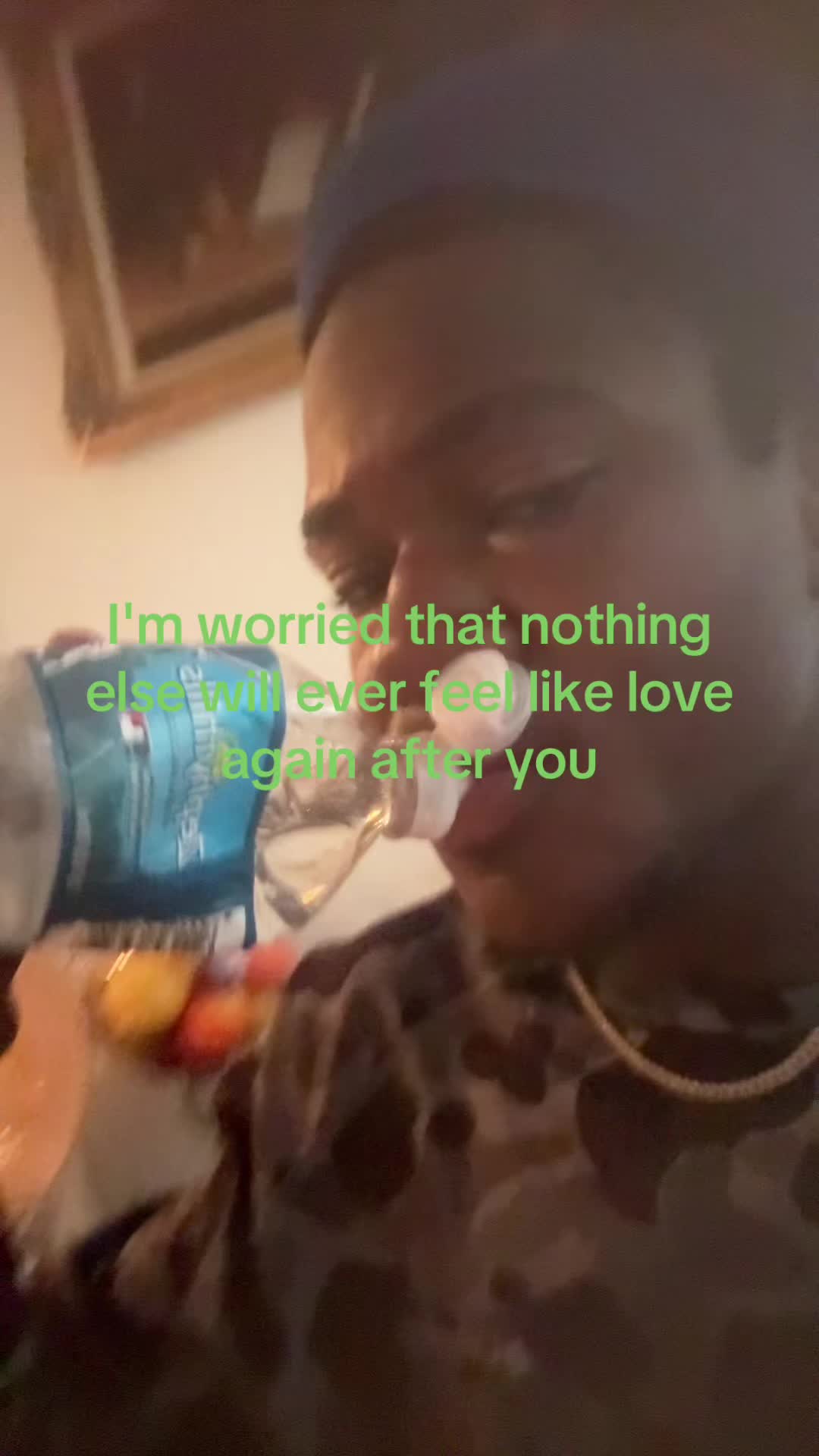 @😶