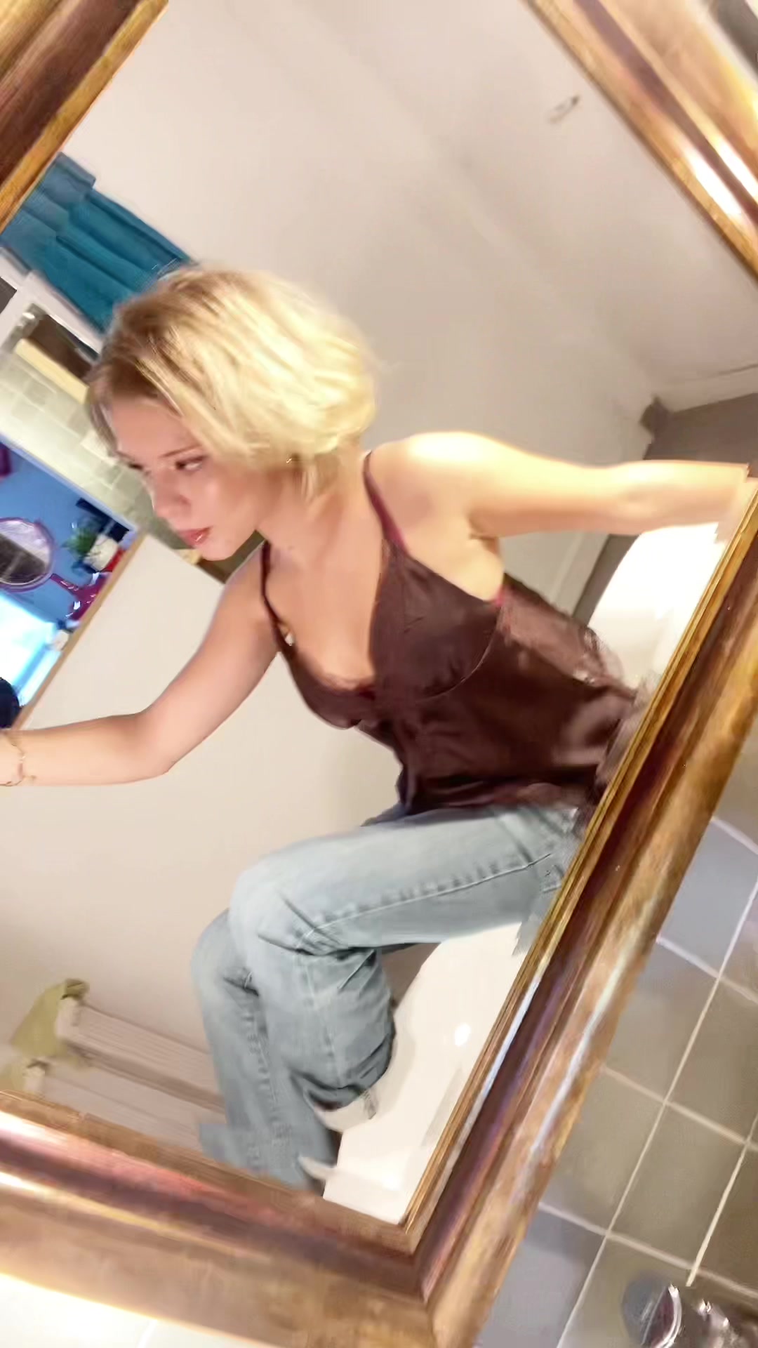@𝐅𝐚𝐧𝐭𝐢𝐧𝐞