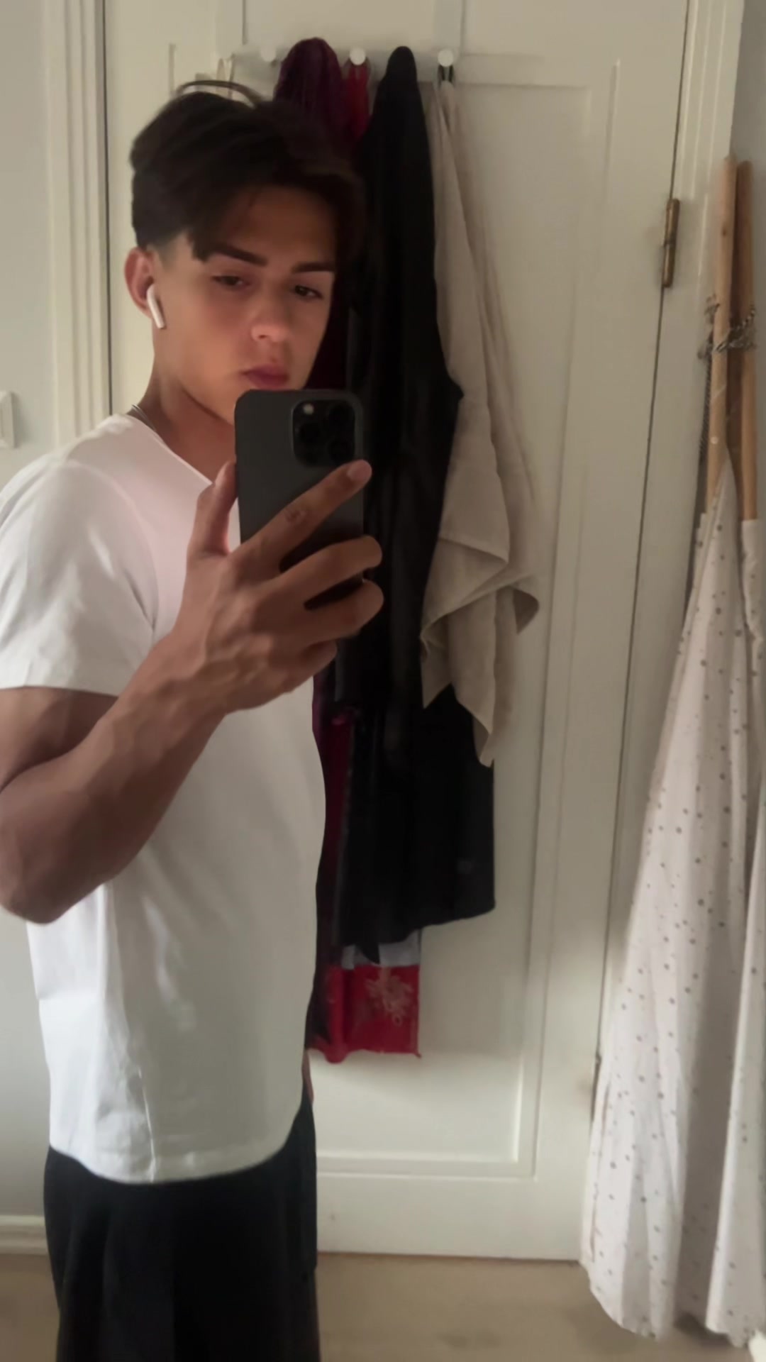 @H4J3M🧬
