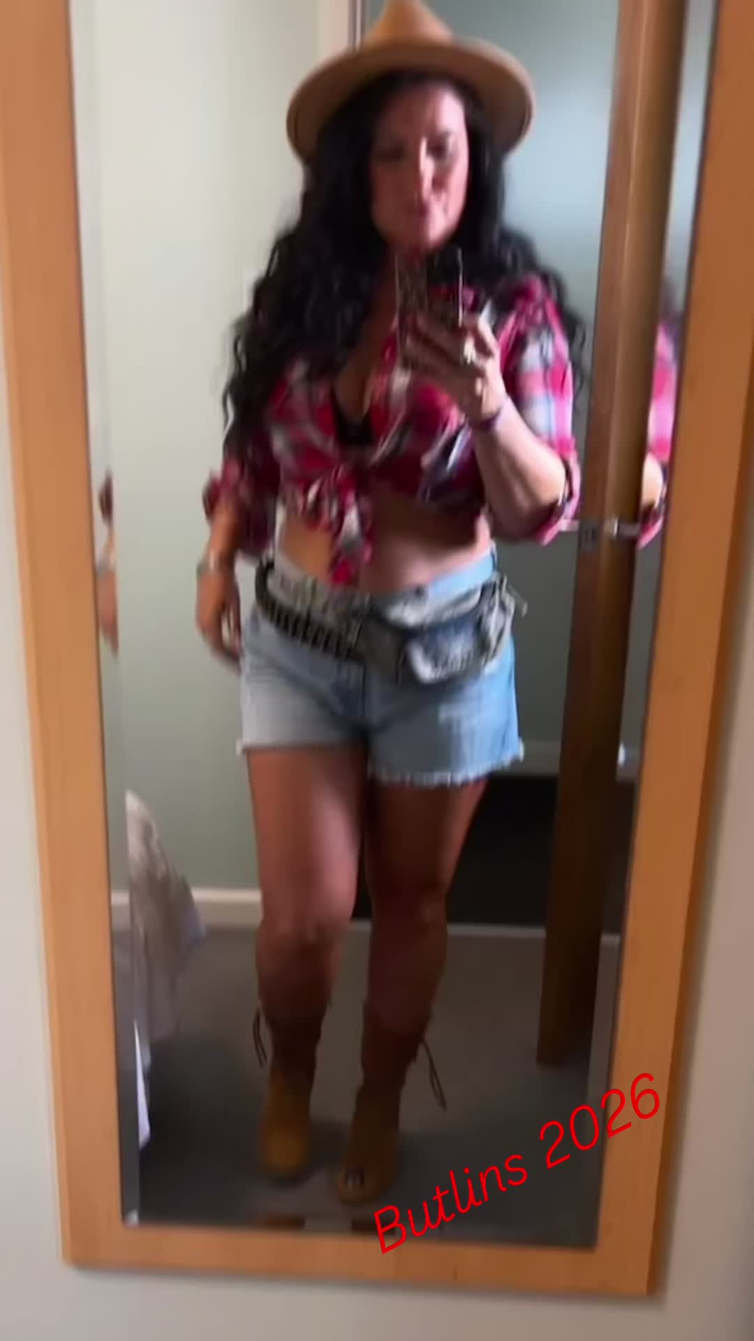 @Kiki