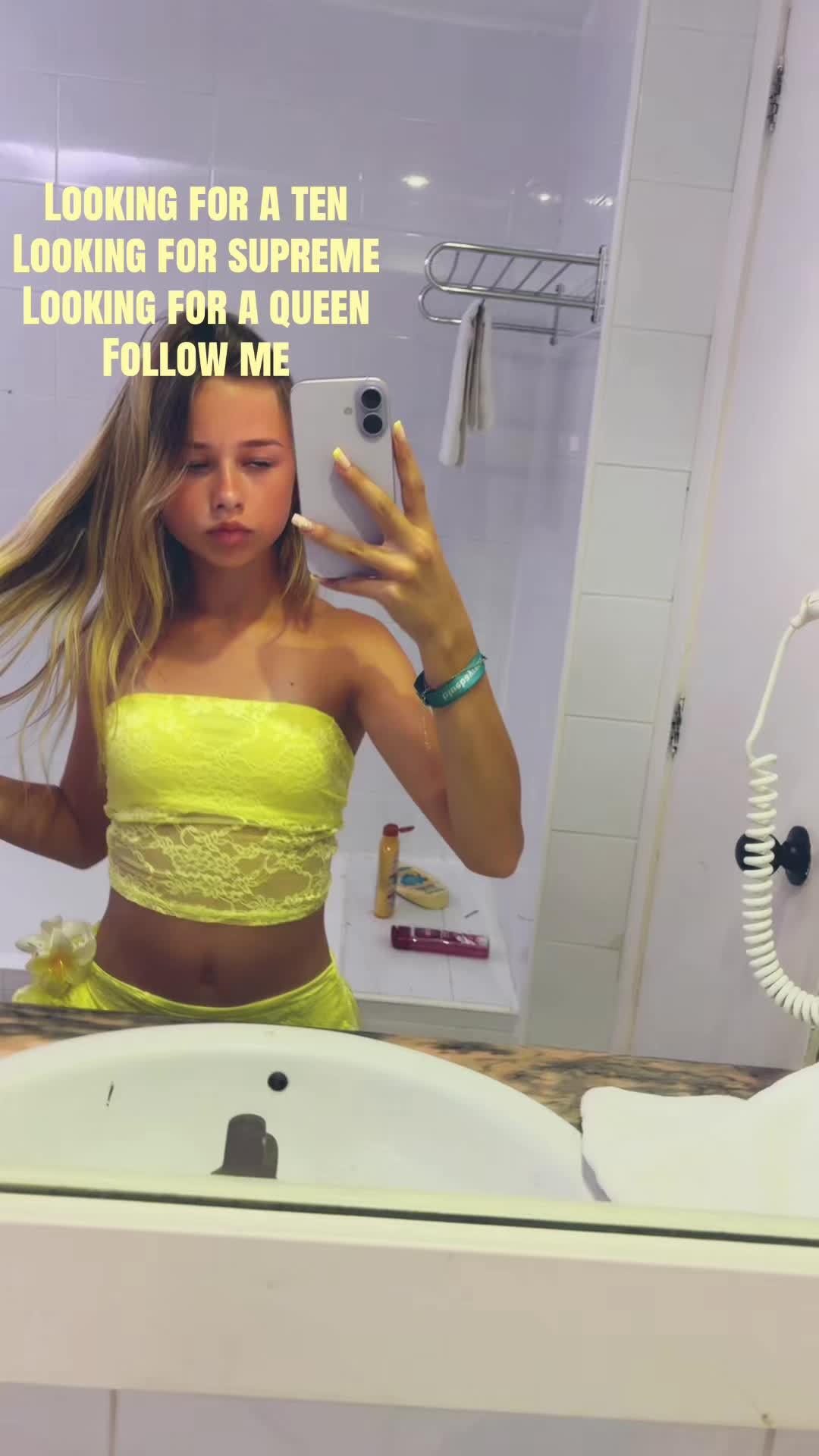 @𝘣𝘳𝘰𝘰𝘬𝘦' ꨄ