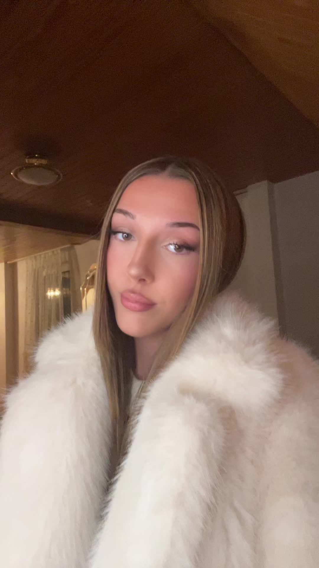 @𝐸