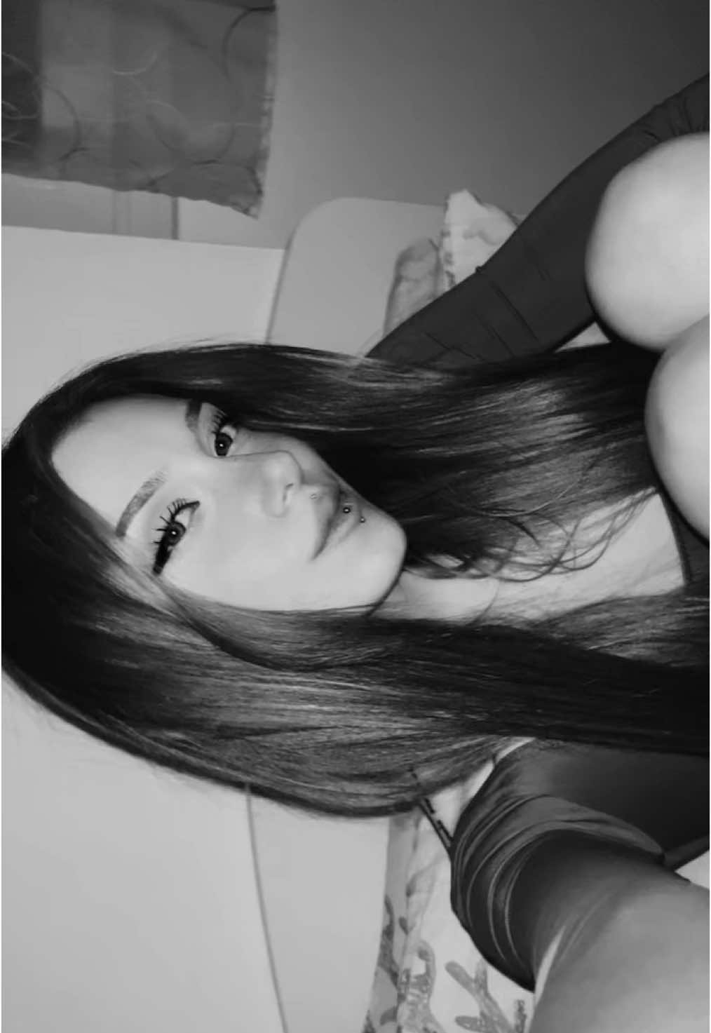 @shwushdbsjs