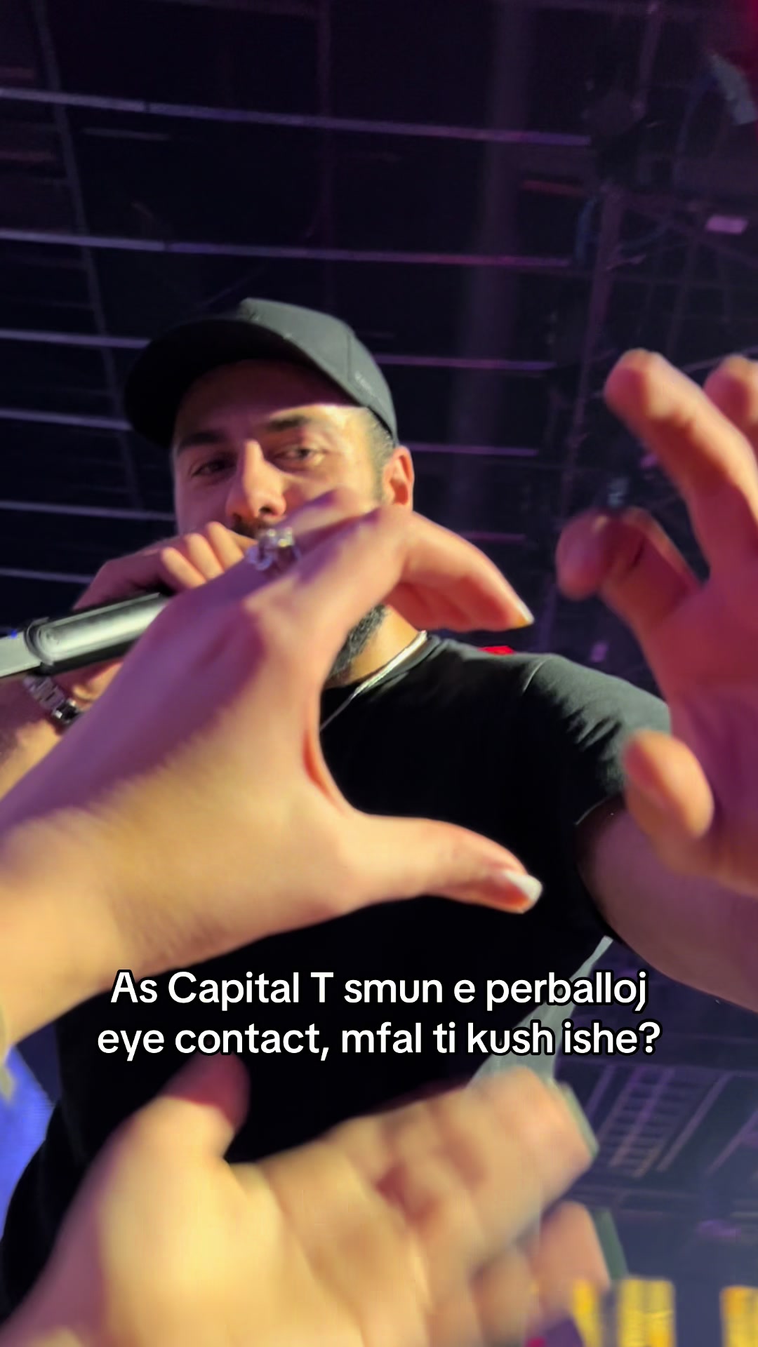 @𝐊laudia 𝐌arku