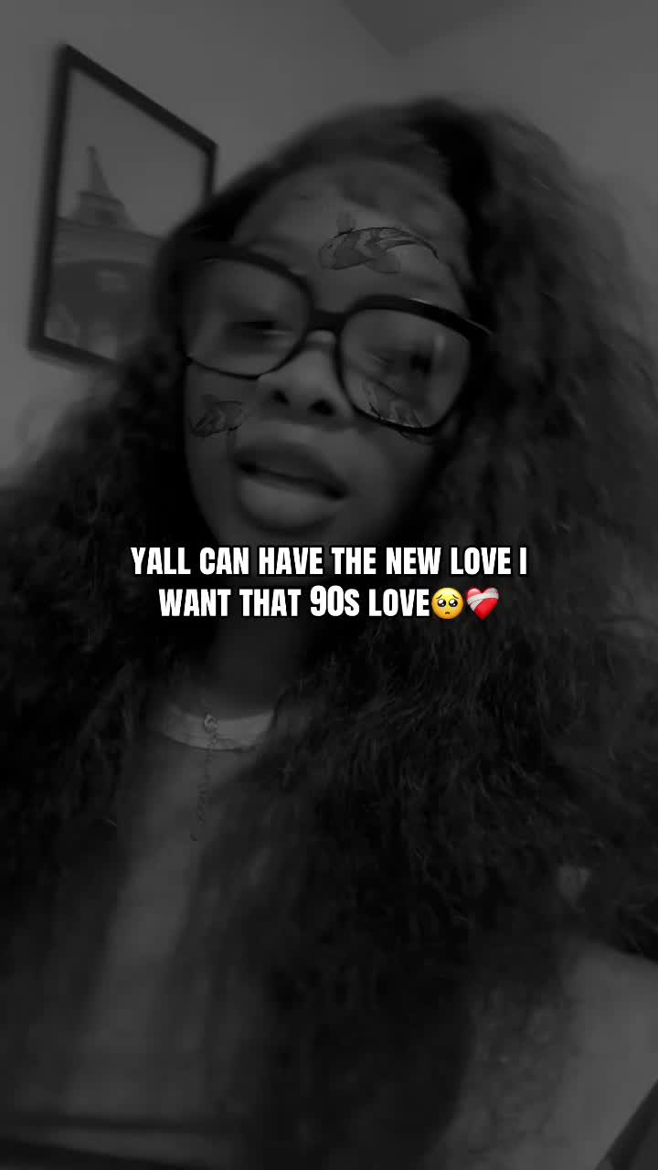 @_ms.h0lly_wood