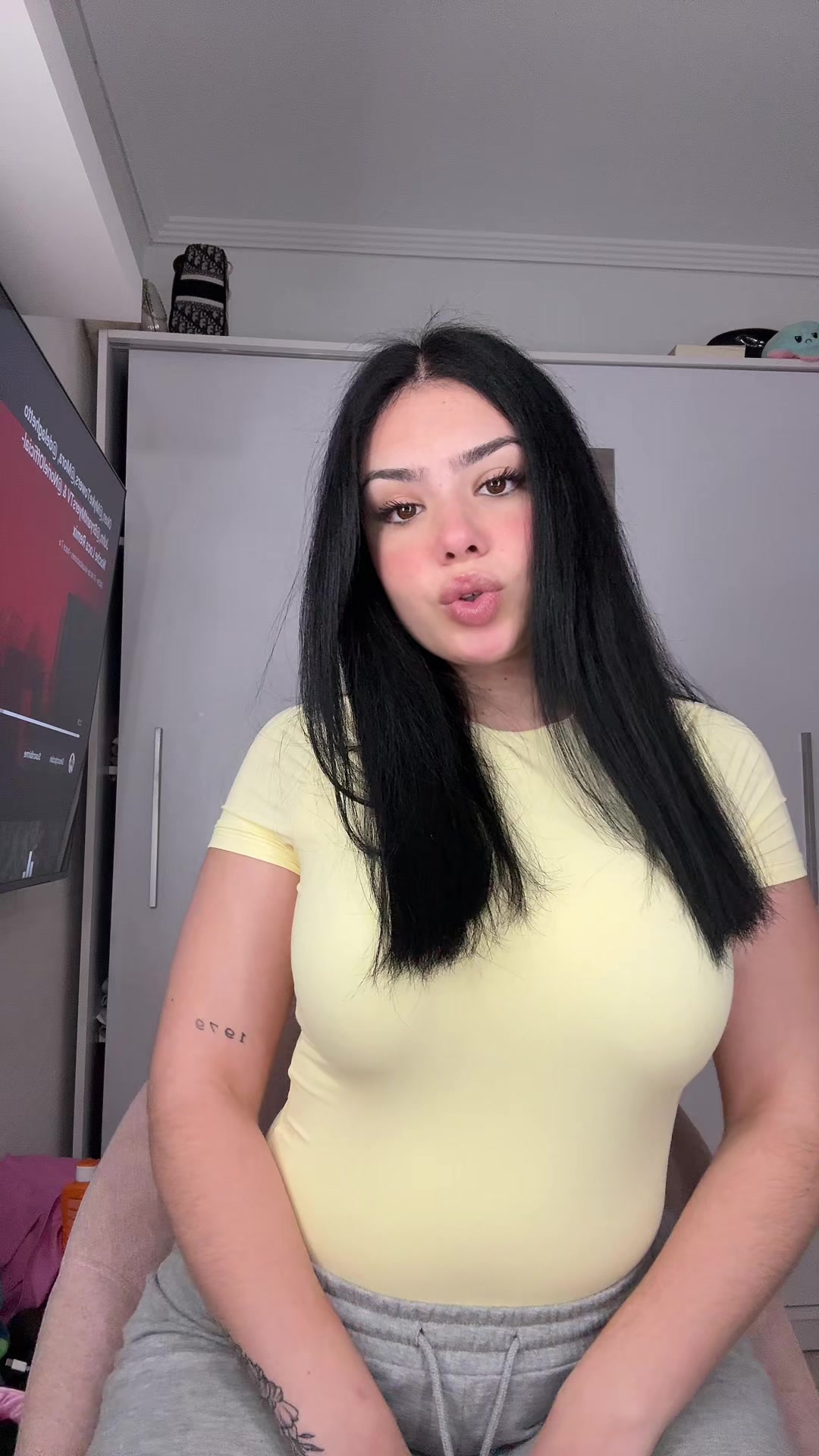 @aroitaa