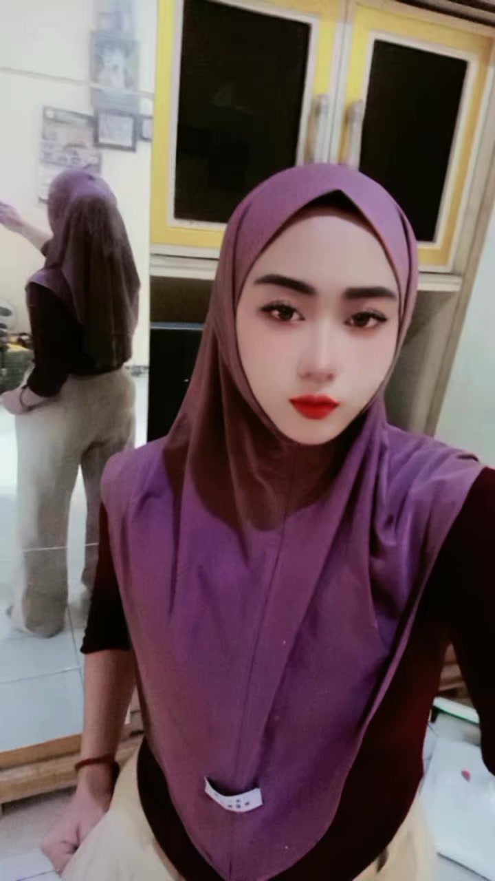 @Vhira