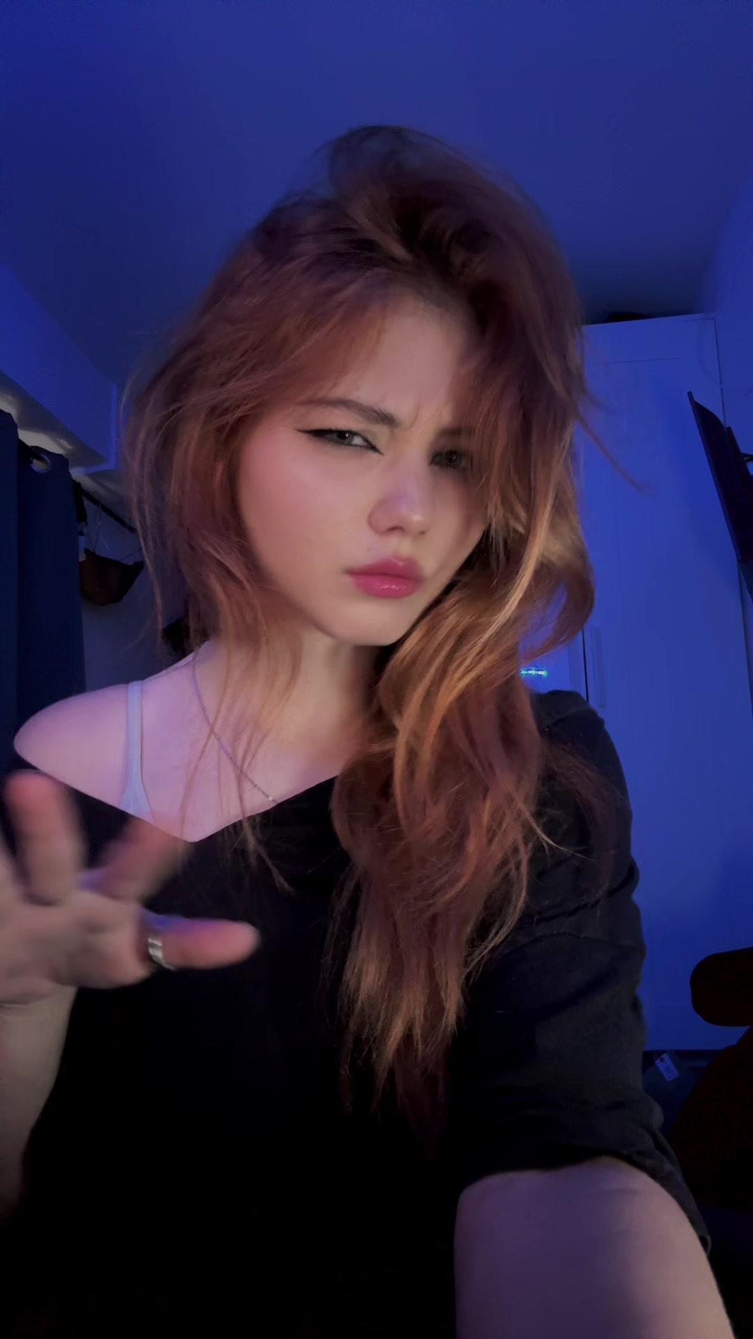 @Adeliart