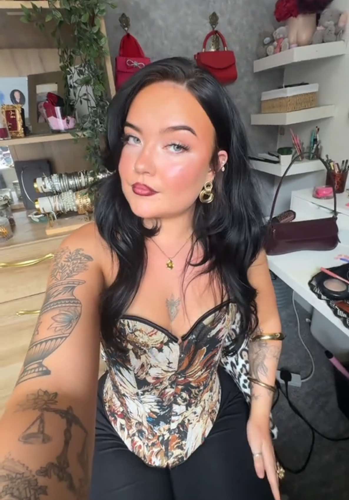 @leeya