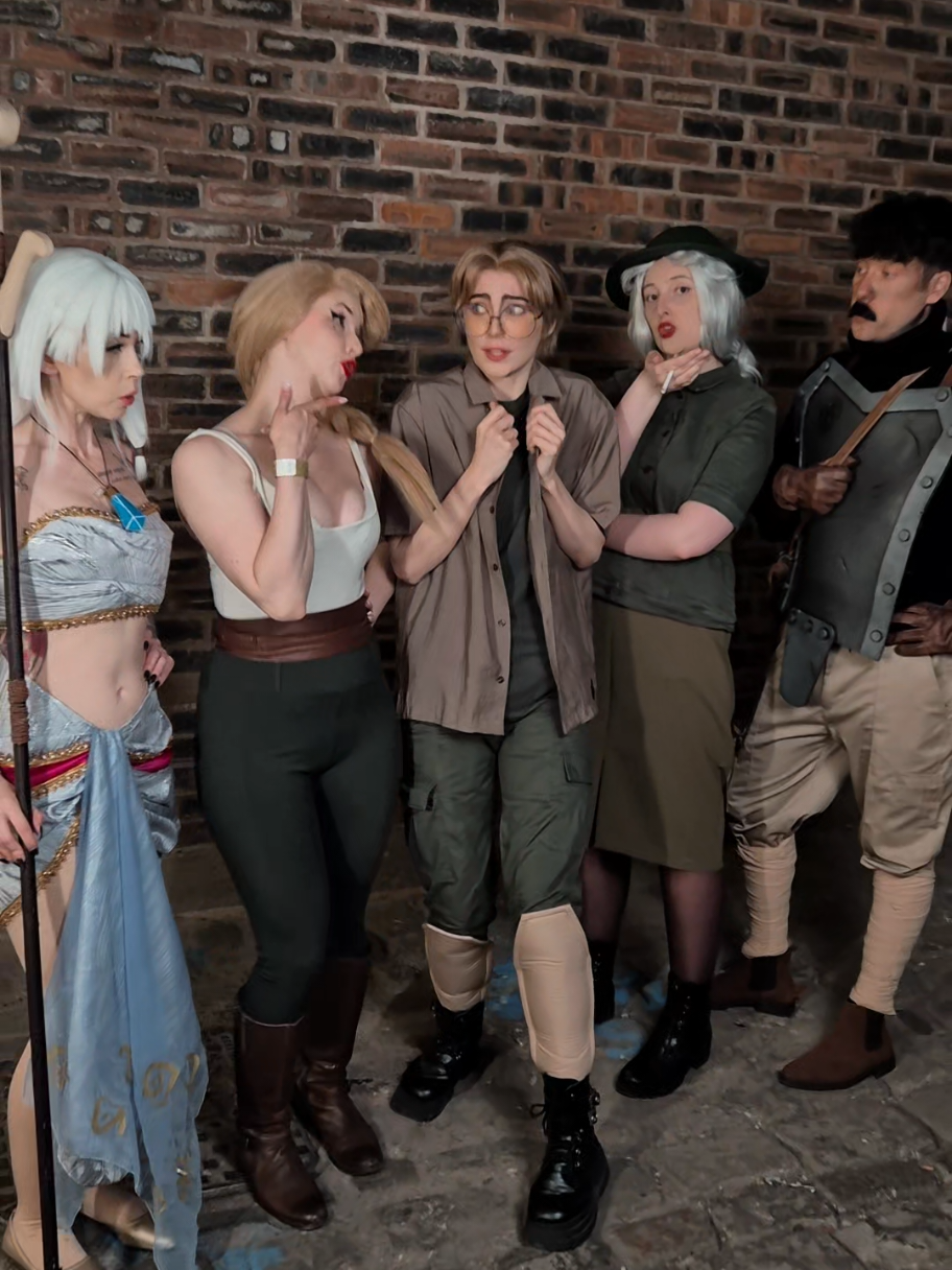 @Frost_Cos