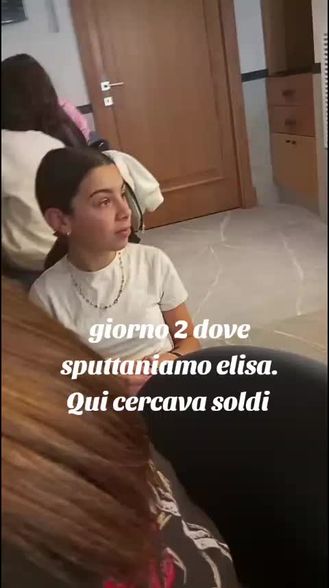 @Sputtaniamo elisa