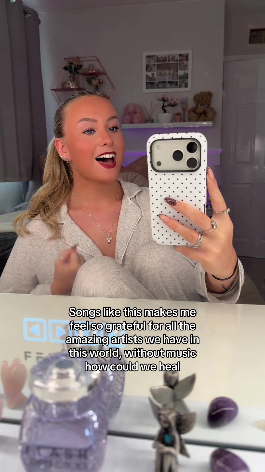 @EmmaMofficial