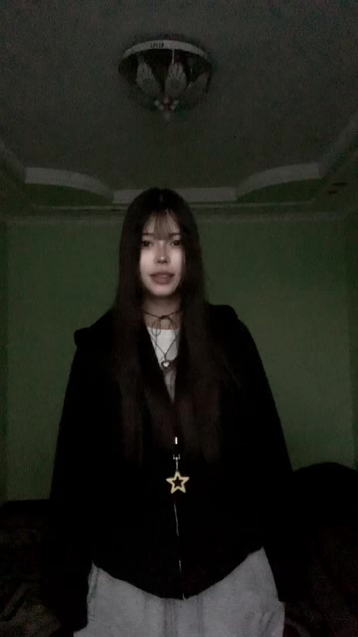 @aishuna 𖣂