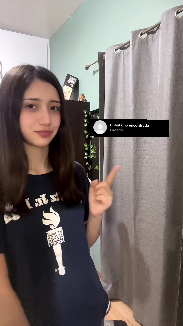 @issa reyes