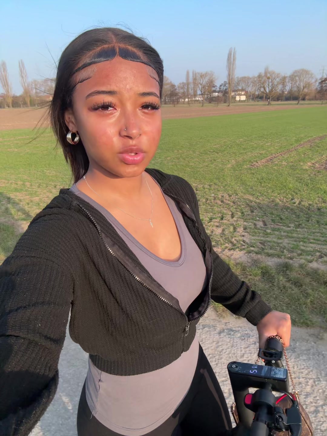 @Emiii