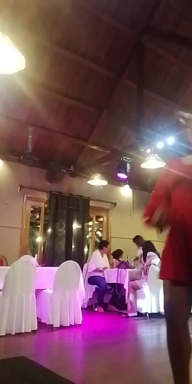 @Écarlate