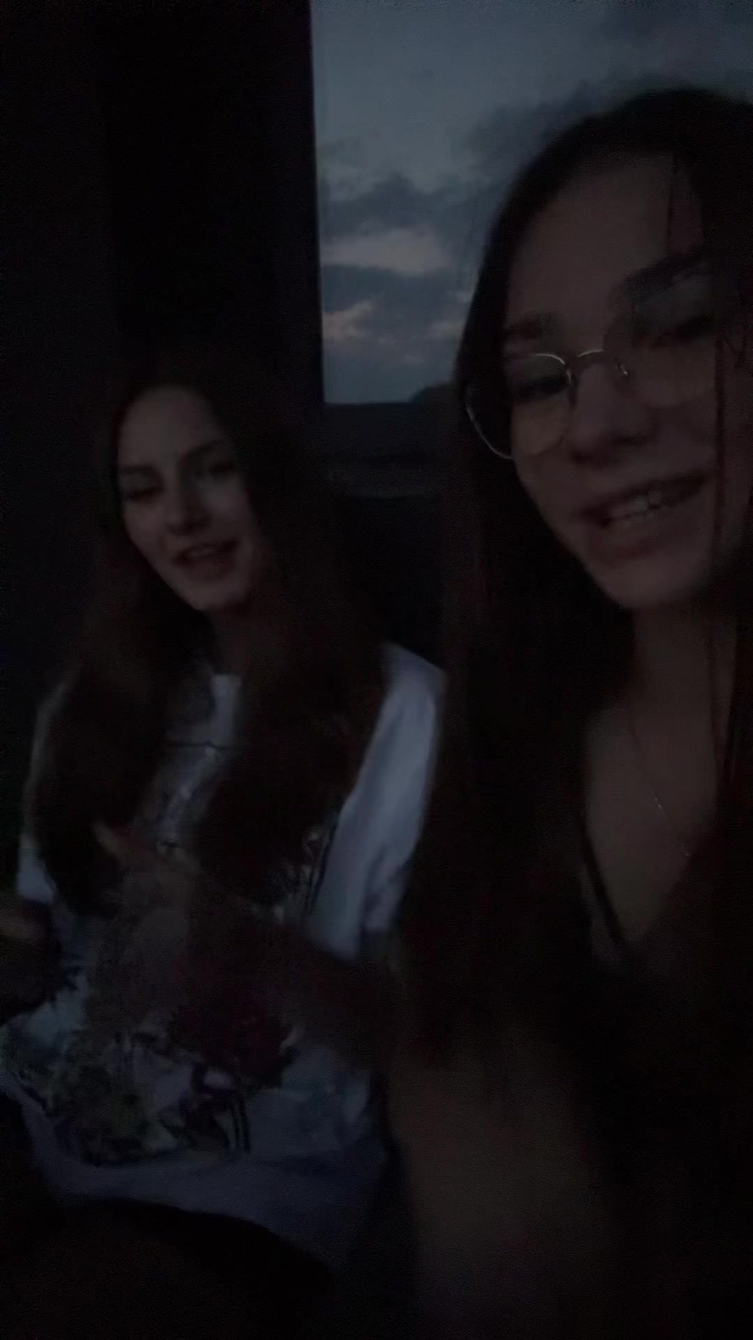 @adelina