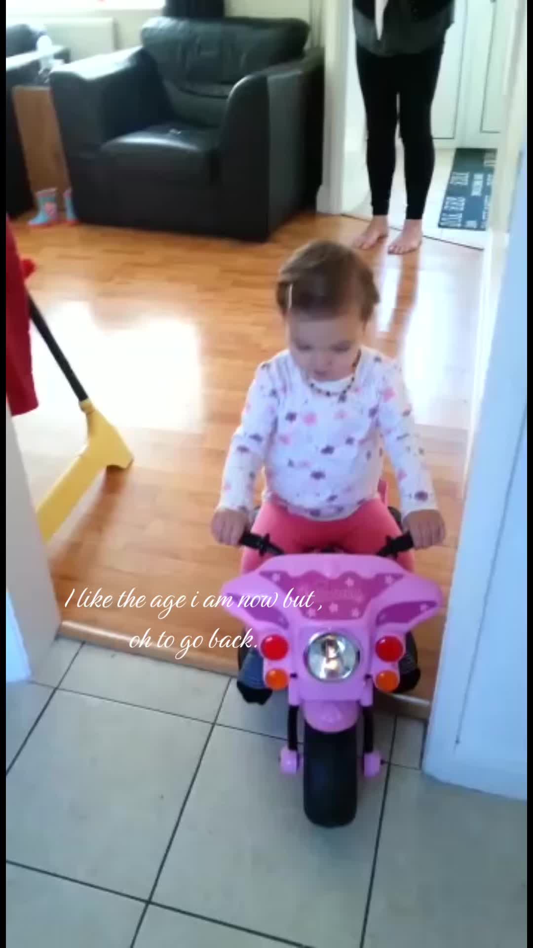 @𝐩𝐨𝐩𝐩𝐲.