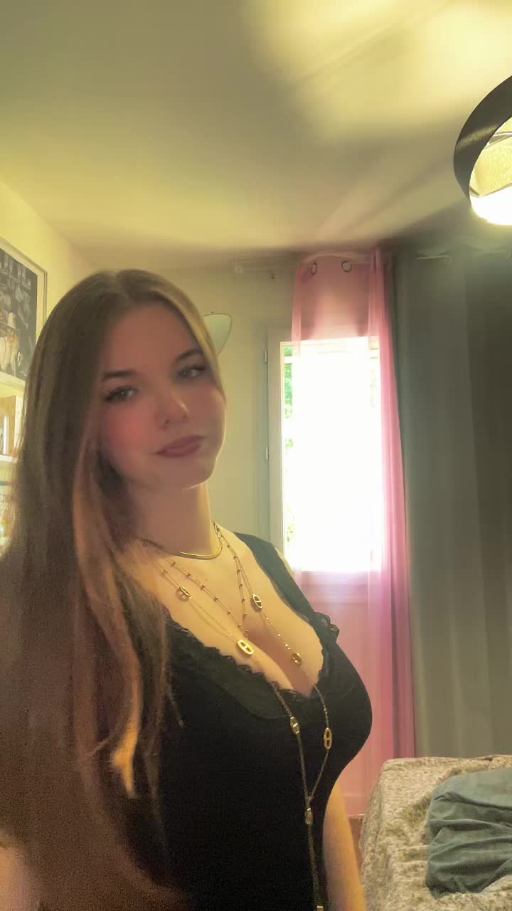@𝓐𝓷𝓰𝓮'✰