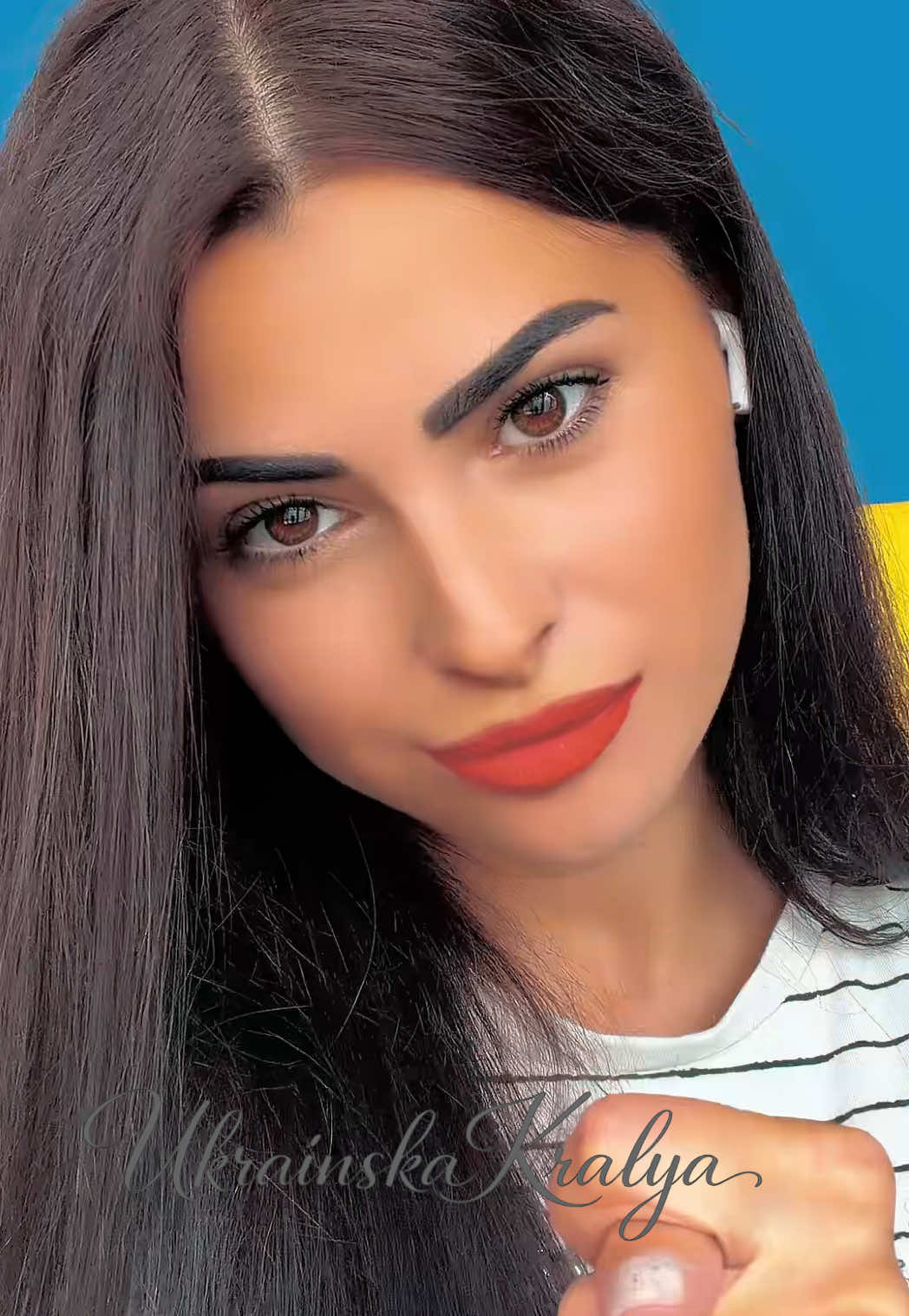 @UkrainskaKralya