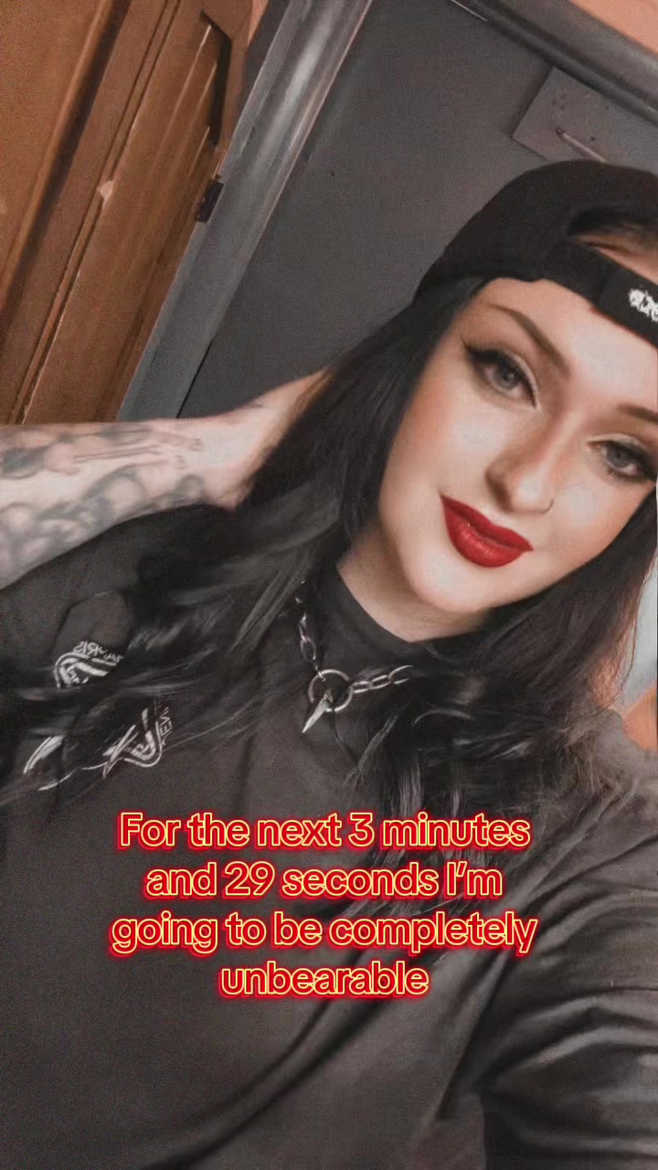 @Gothicccccc
