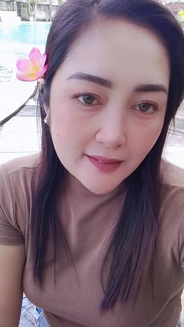 @🐼