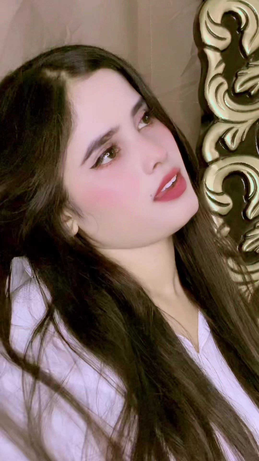 @Gul Rani 804 👑