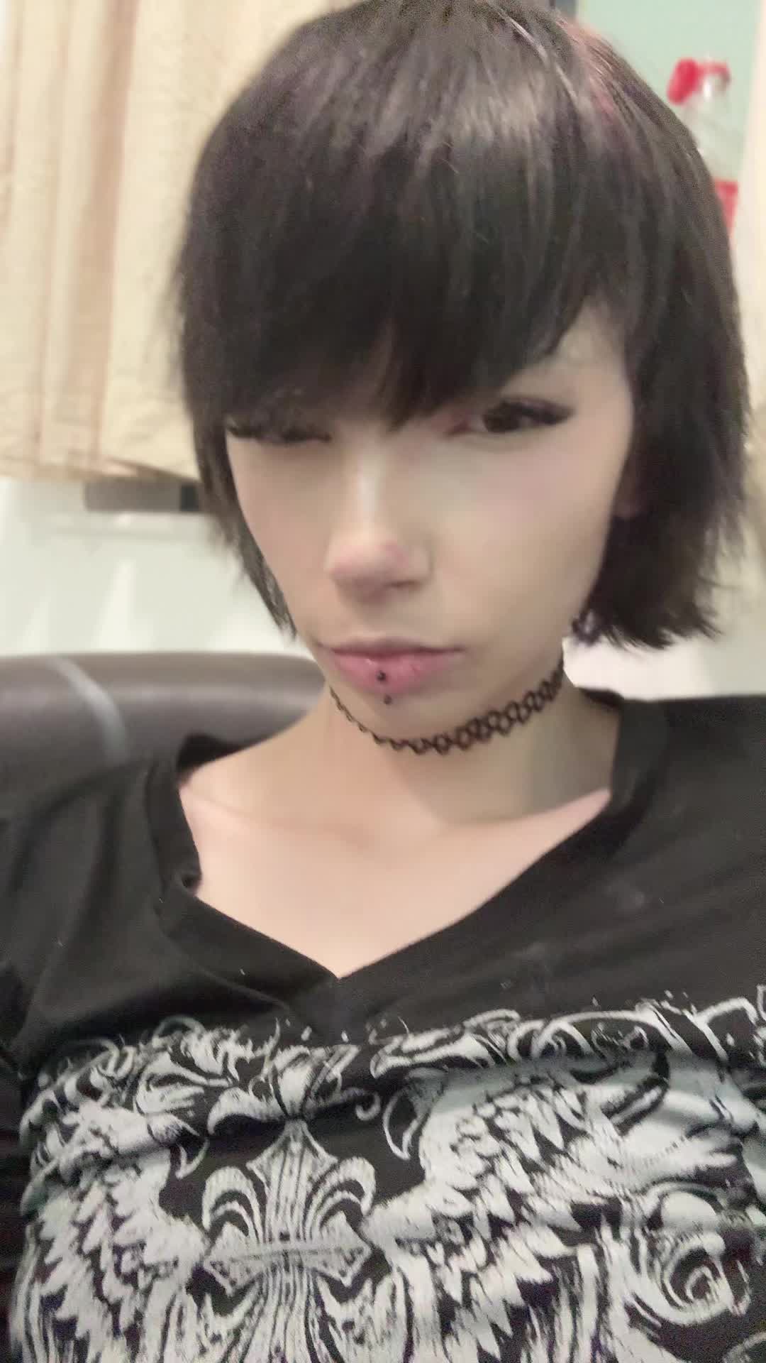 @trixellaxoxo
