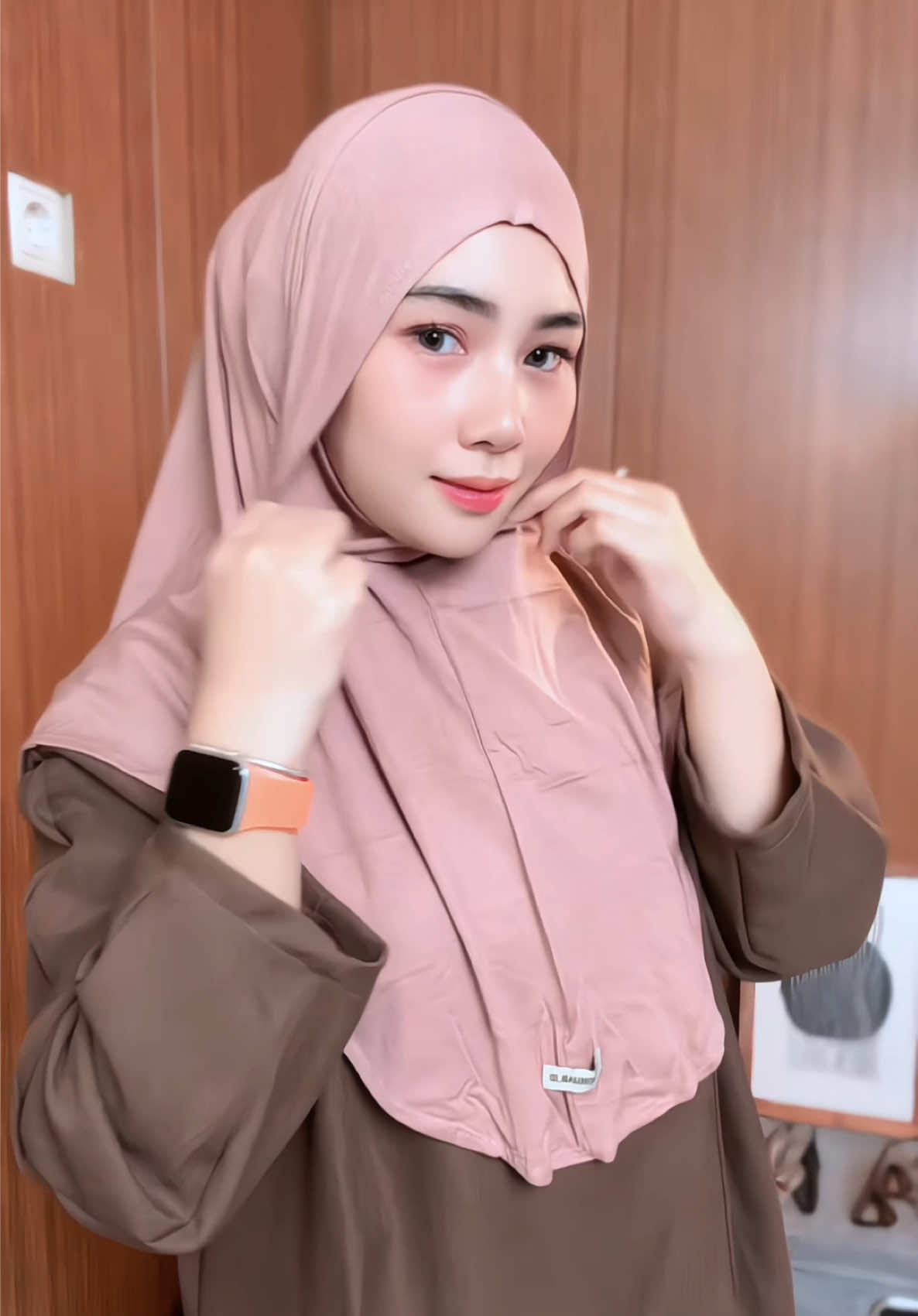 @anindtavs
