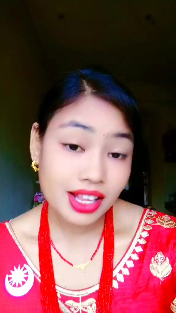@मञ्जु( गुरुङ )