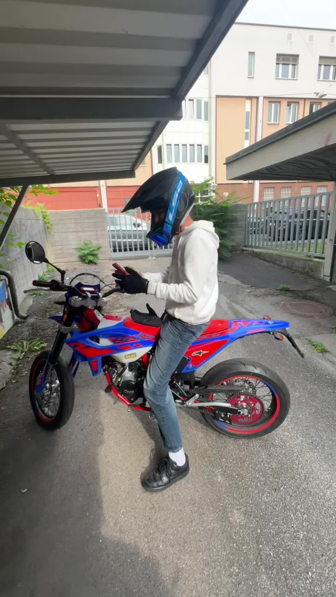 @Da.XE.Tschutsch