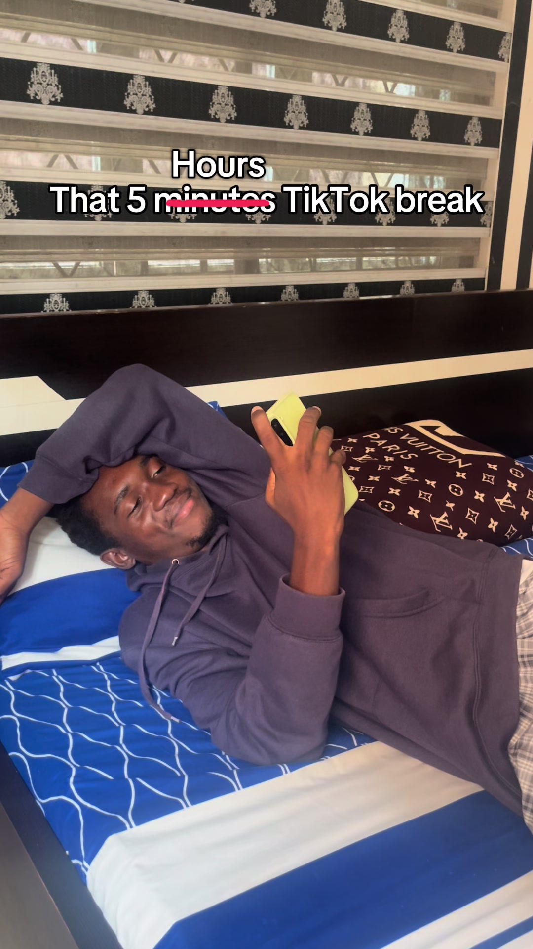@Seyi🕷️