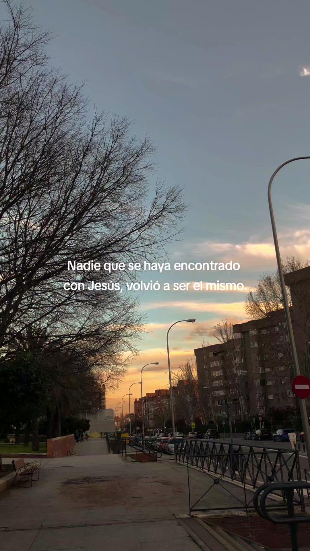 @L A R A
