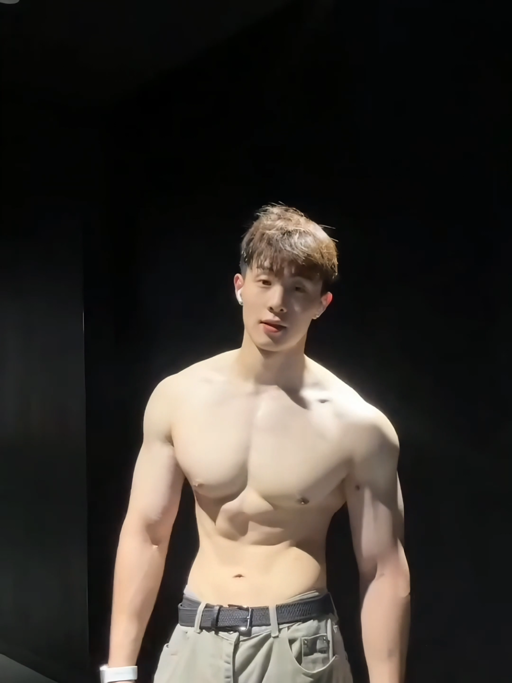 @Boys_Charm