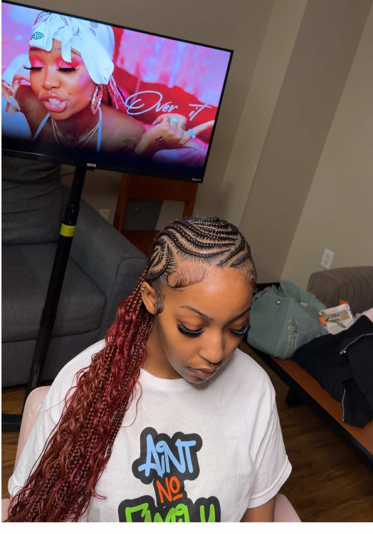 @Servicedbyjojo