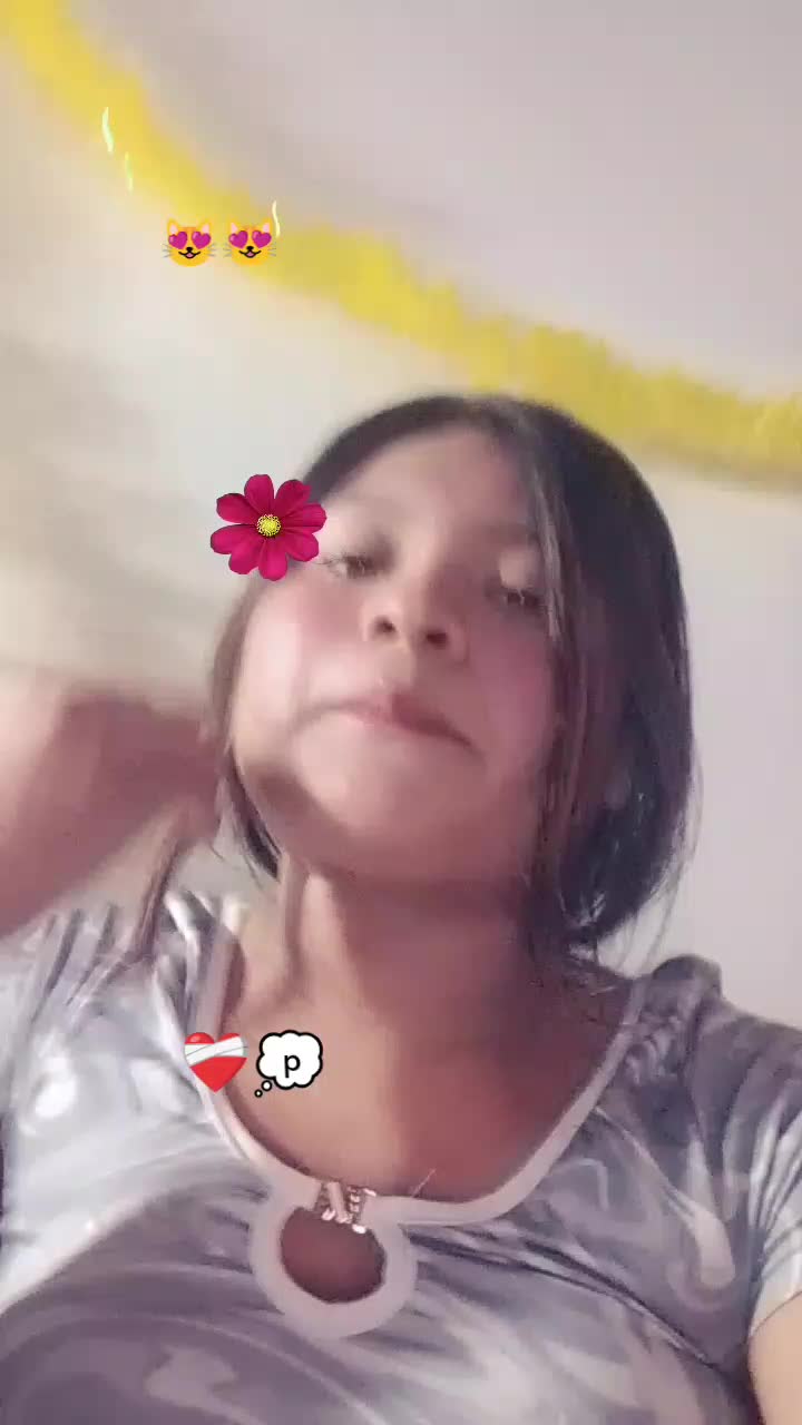 @Mar&iacute;a y Nikol