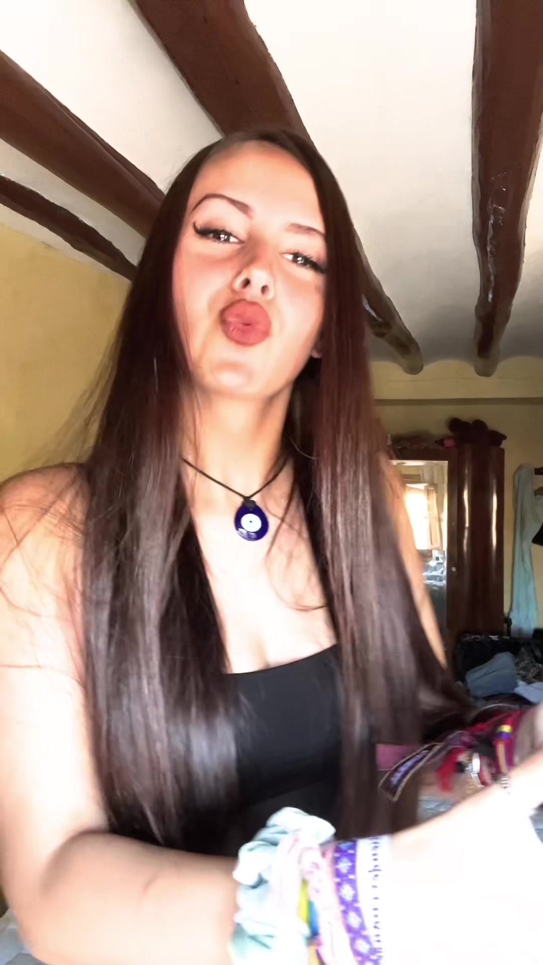 @<3