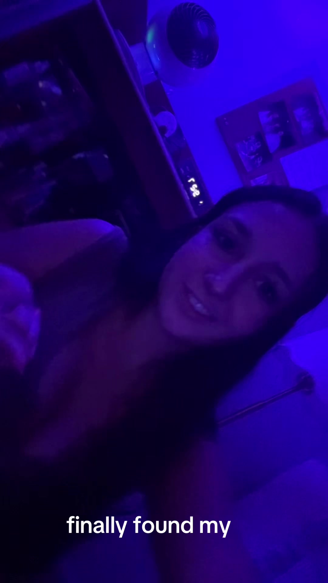 @cutehotamazinggirl