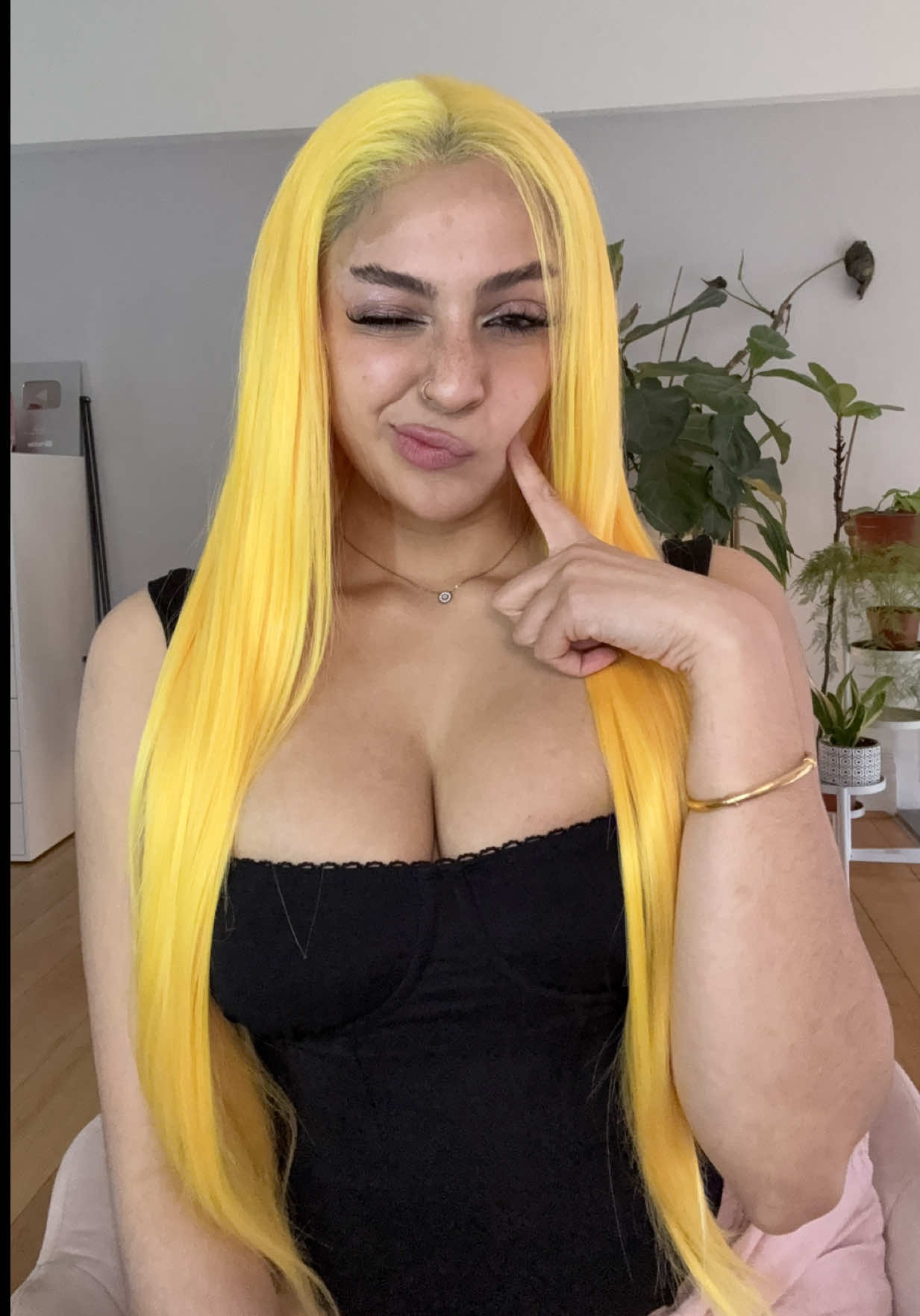 @sara deshmukh