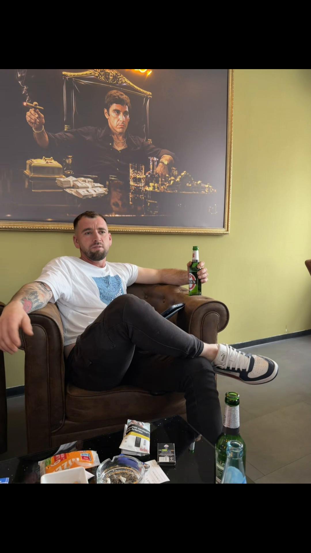 @🦅🇦🇱