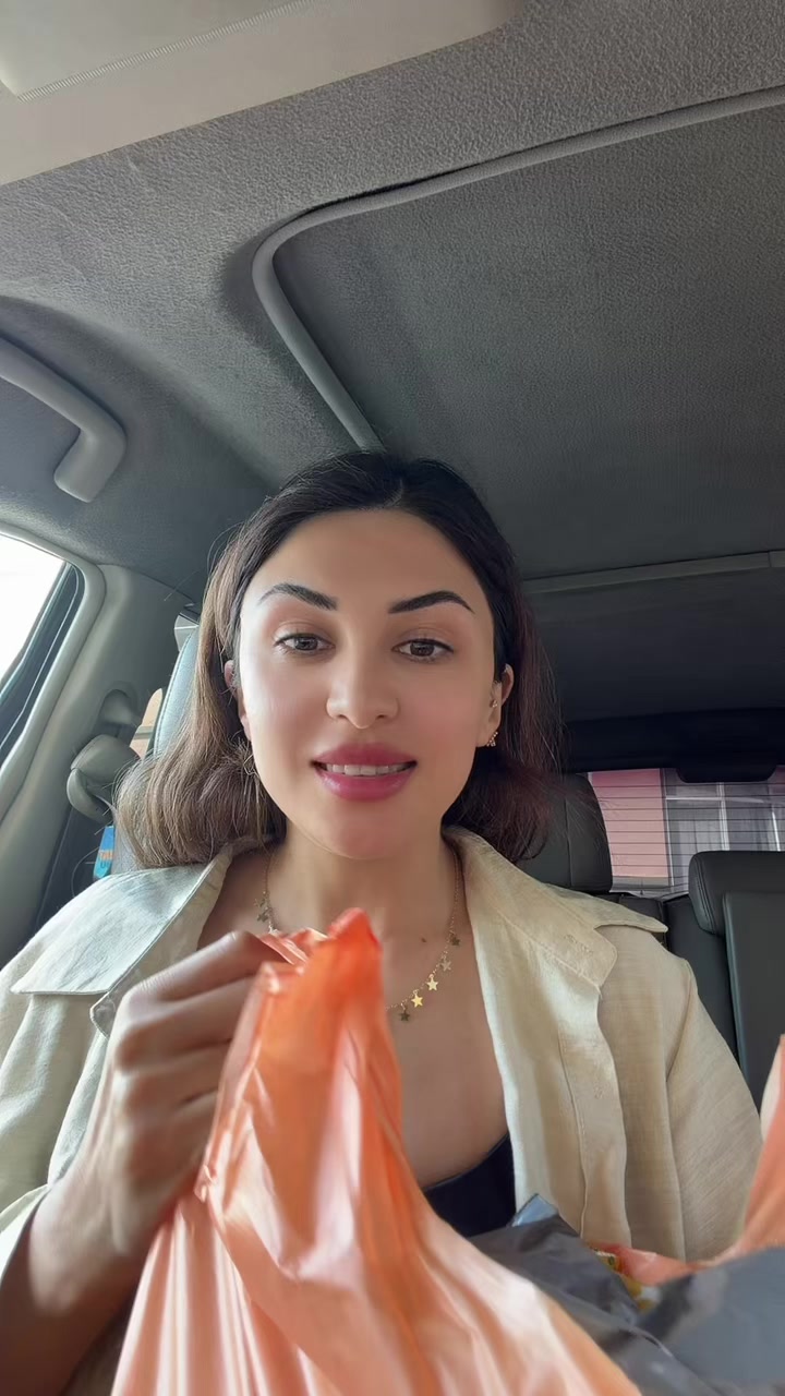 @Leyla Gadirova