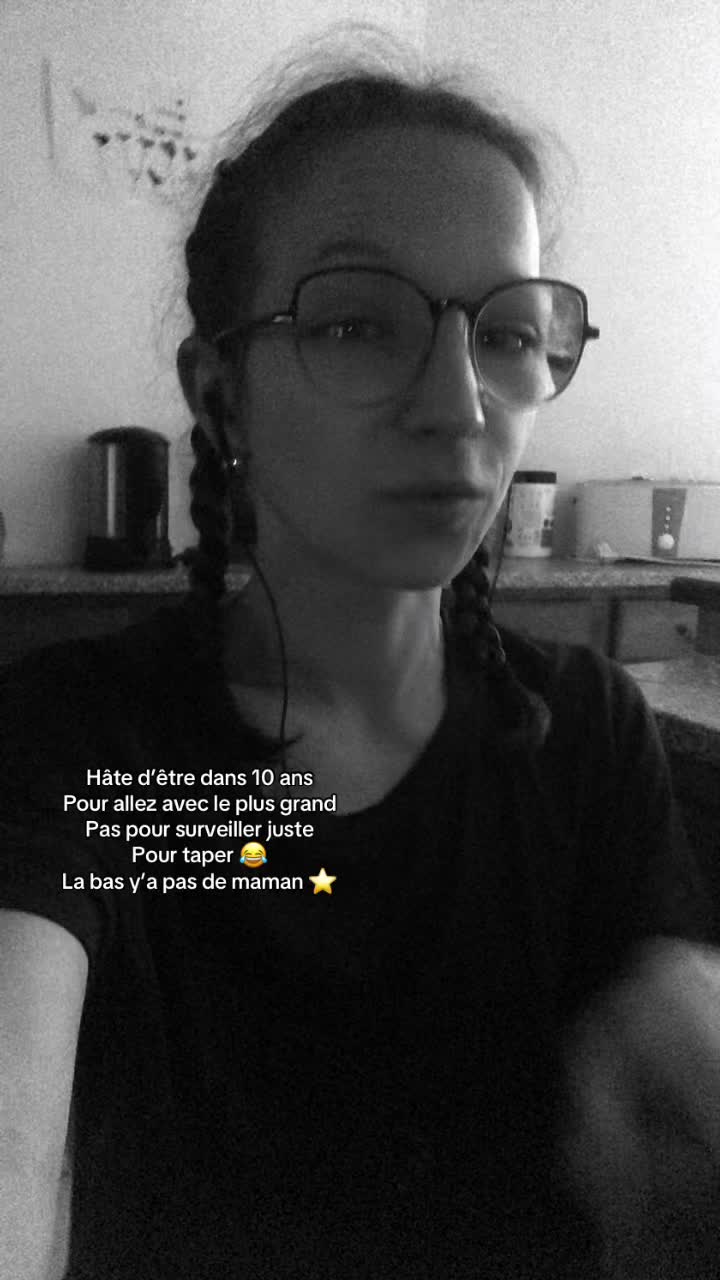 @Minimoys 🙋&zwj;♀️